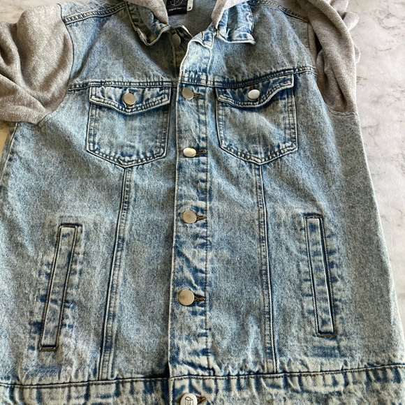Blue Denim Jacket hooded - Picture 3 of 10